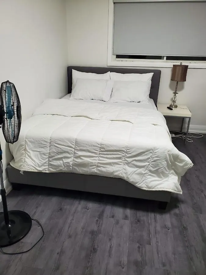 Maxwell Esabu Apartment Toronto 0*,