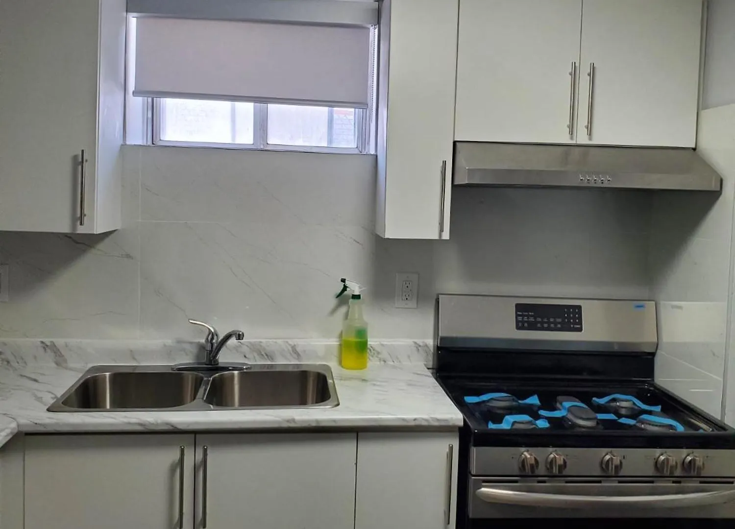 Maxwell Esabu Apartment Toronto Canada