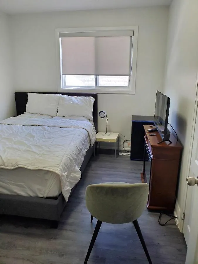 Homestay Maxwell Esabu Apartment Toronto