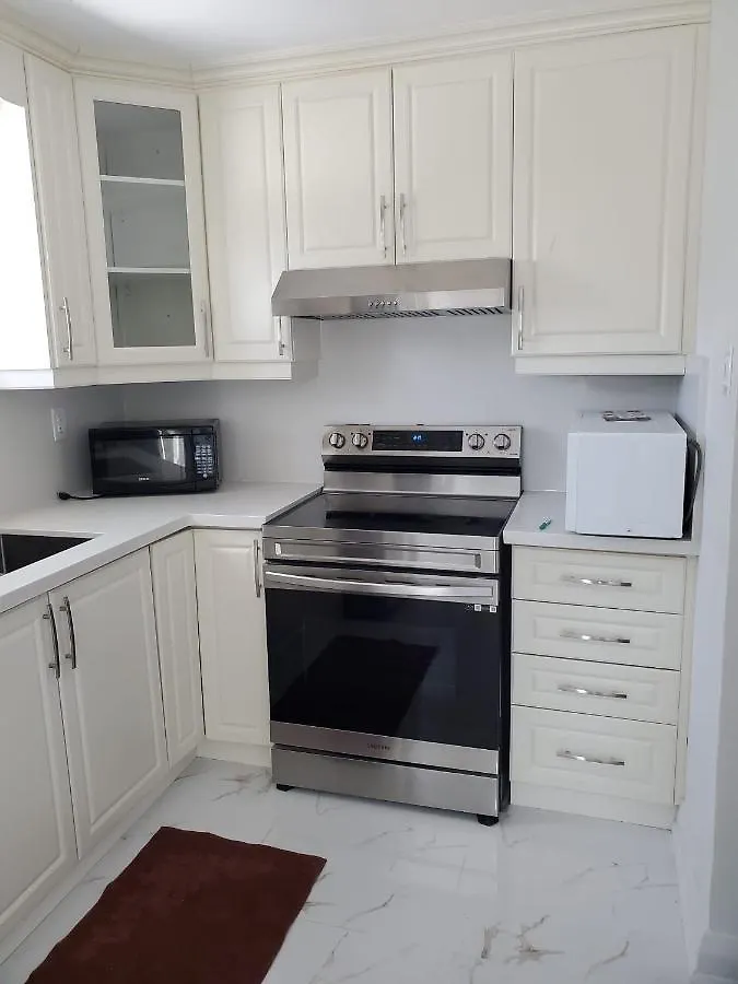 Maxwell Esabu Apartment Toronto Canada